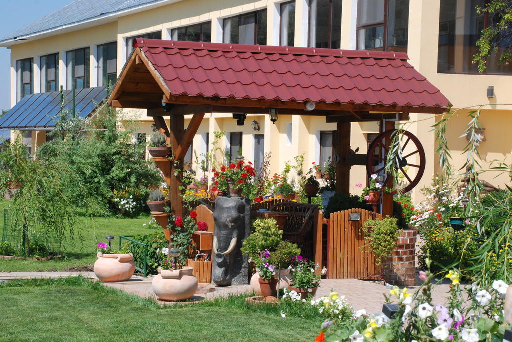 Islaz Villa Giulia מראה חיצוני תמונה