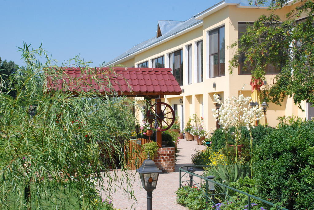 Islaz Villa Giulia מראה חיצוני תמונה